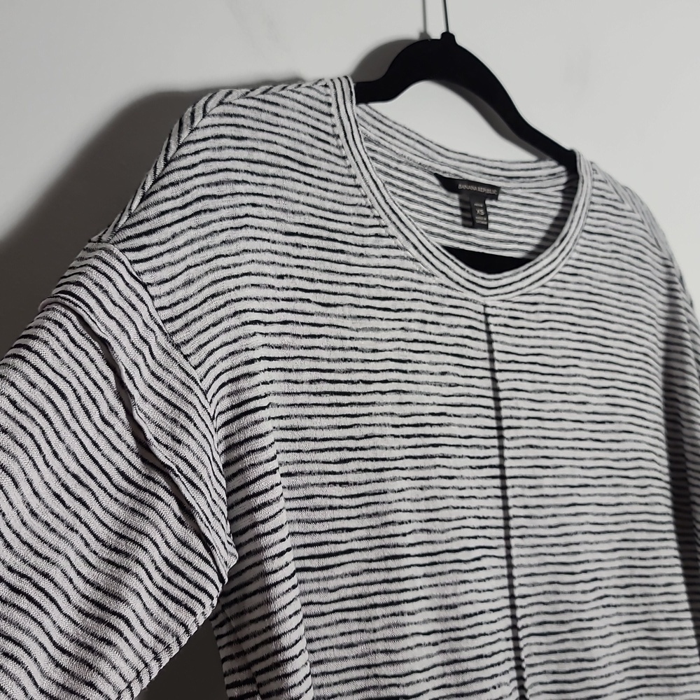 BANANA REPUBLIC Black and White Striped Top 3/4 Sleeve Size Petite XSmall - Picture 10 of 16
